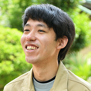 スタッフ紹介